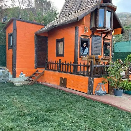 Alojamento de Acomodação e Pequeno-almoço The Hobbit House 1